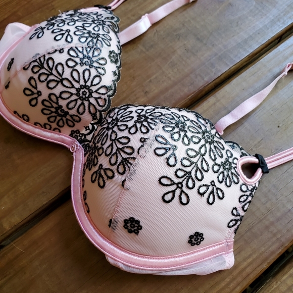 SOLD - Picture 3 of 4